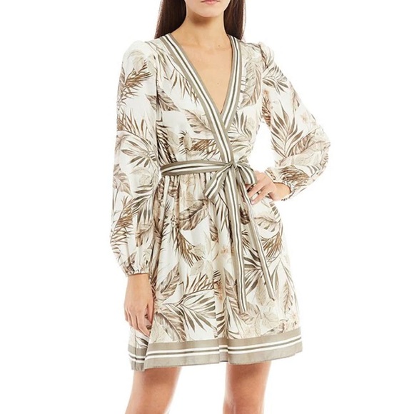 ANTONIO MELANI Dresses & Skirts - Antonio MelaniAmber Tropical Print Long Sleeve Surplice V-Neck Belted Wrap Dress